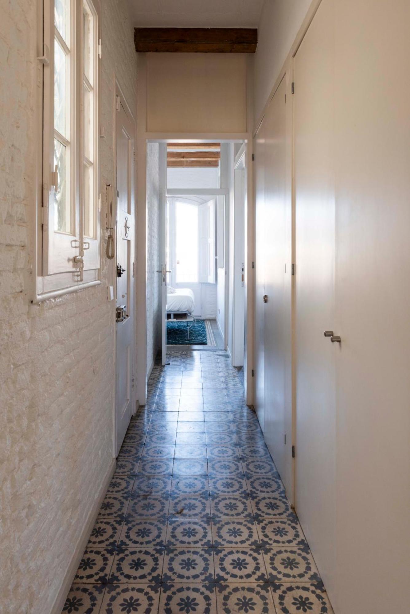 Enchanting 2 Bedroom Flat With Terrace Near Placa Espanya Barcelona Exteriör bild
